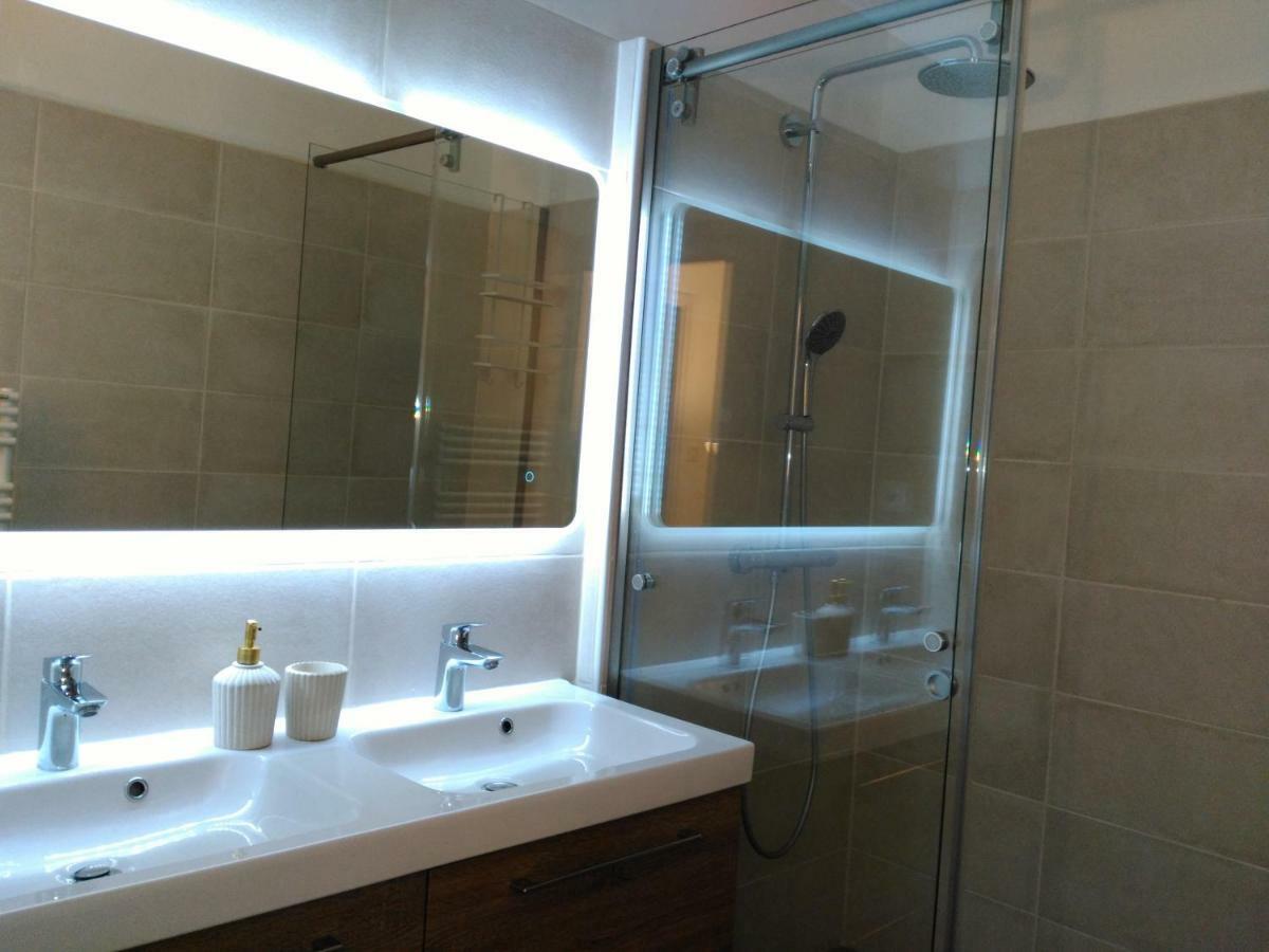 Bel Et Spacieux Appartement De 84 M² Avec Parking Tres Proche Du Metro Garibaldi Лион Экстерьер фото