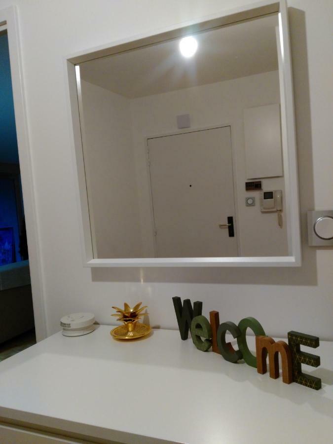 Bel Et Spacieux Appartement De 84 M² Avec Parking Tres Proche Du Metro Garibaldi Лион Экстерьер фото